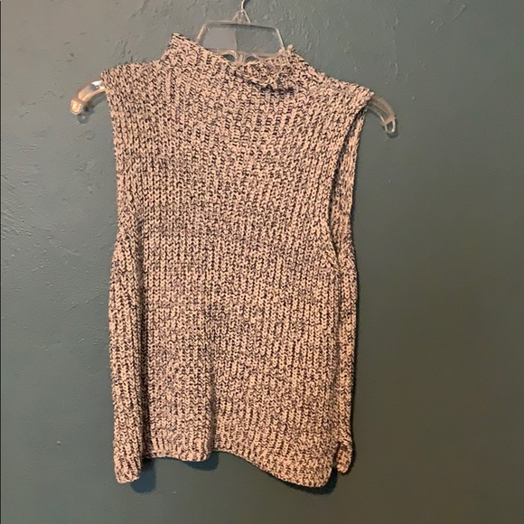 Cropped Mock Neck Sweater - Picture 1 of 3